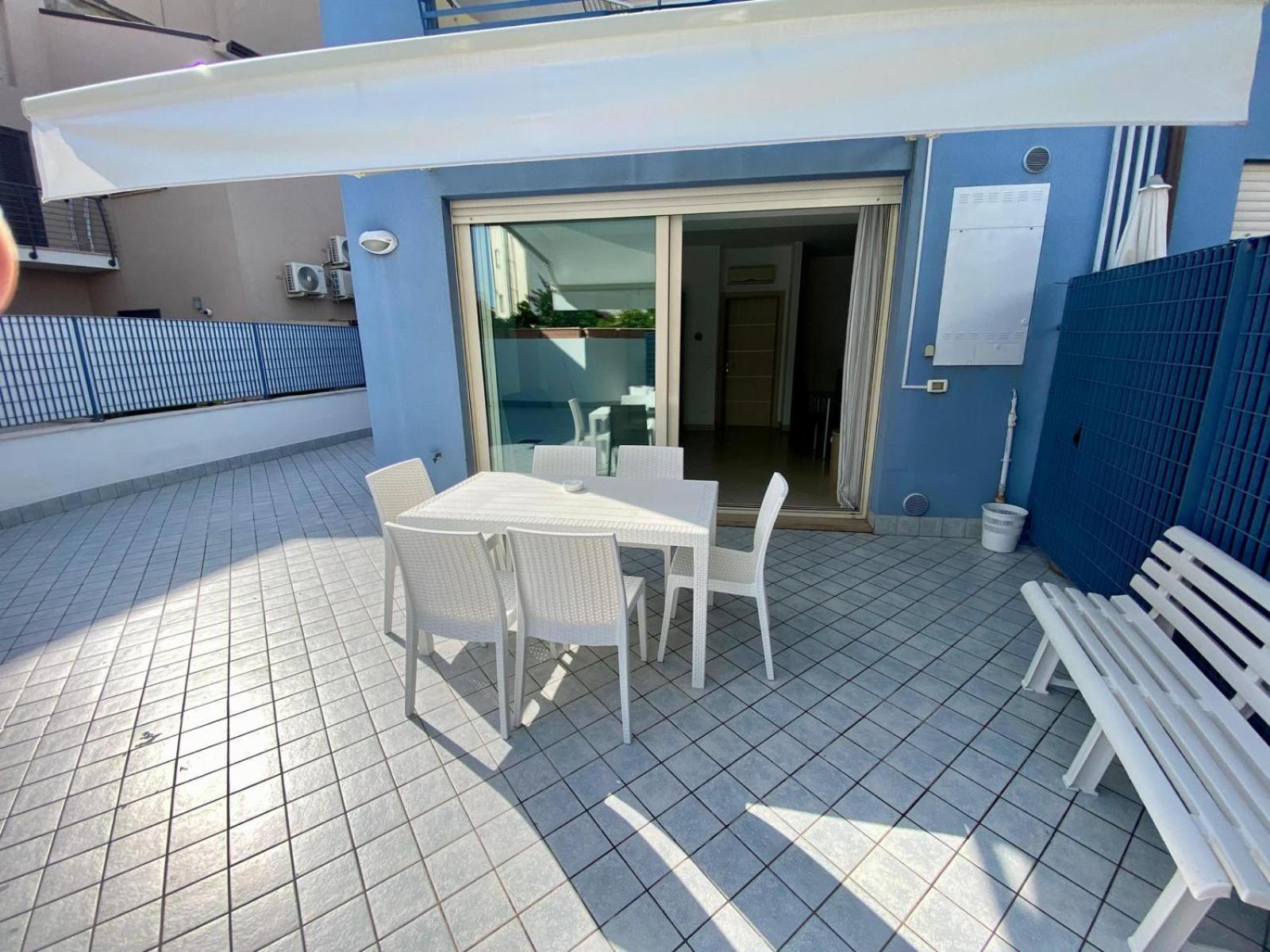Hotel Ambasciatori Pineto Bilik gambar